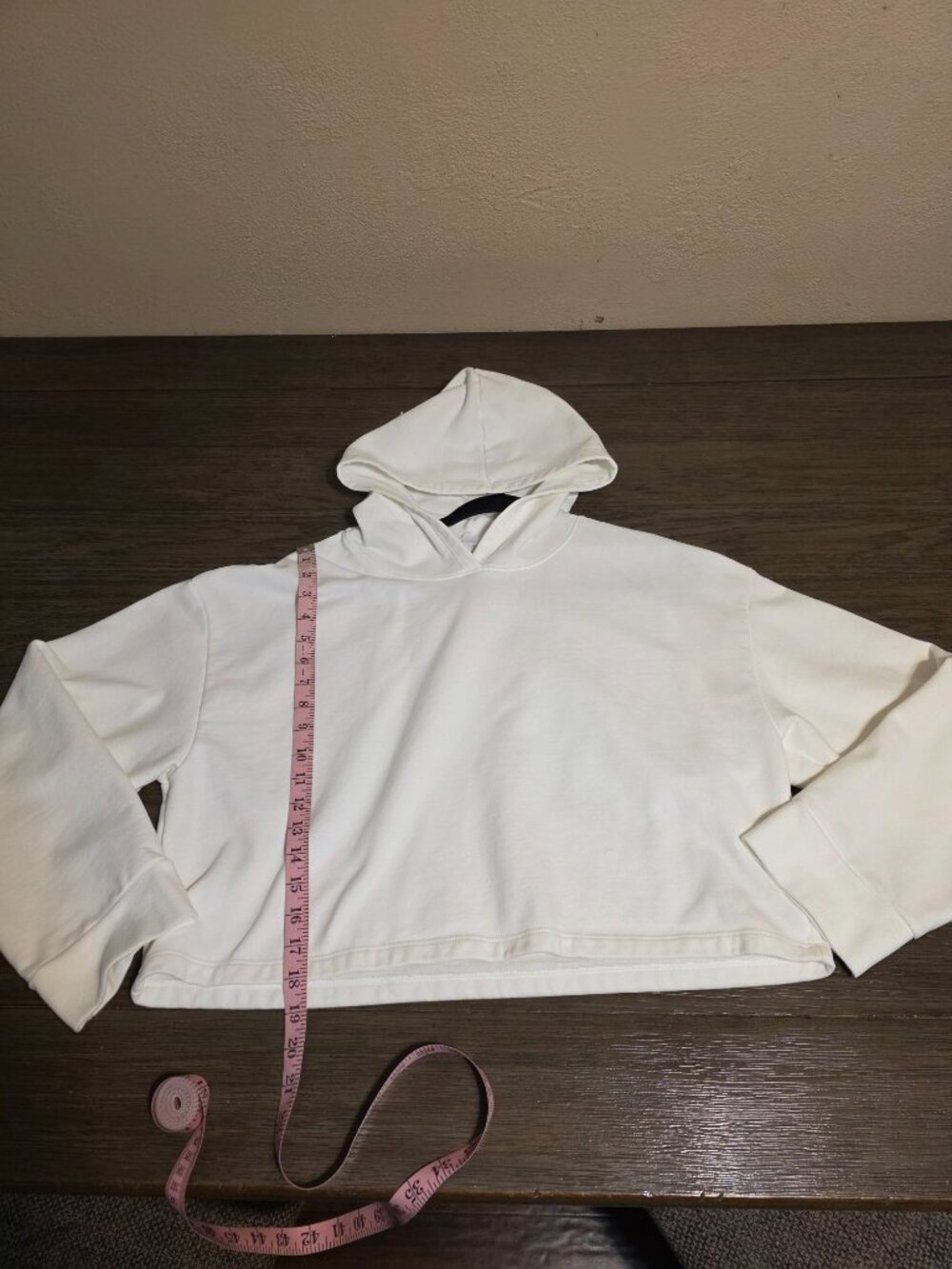 Beyond Yoga Luxefleece Cropped Hoodie White Large Soft Athleisure Sweatshirt View 4